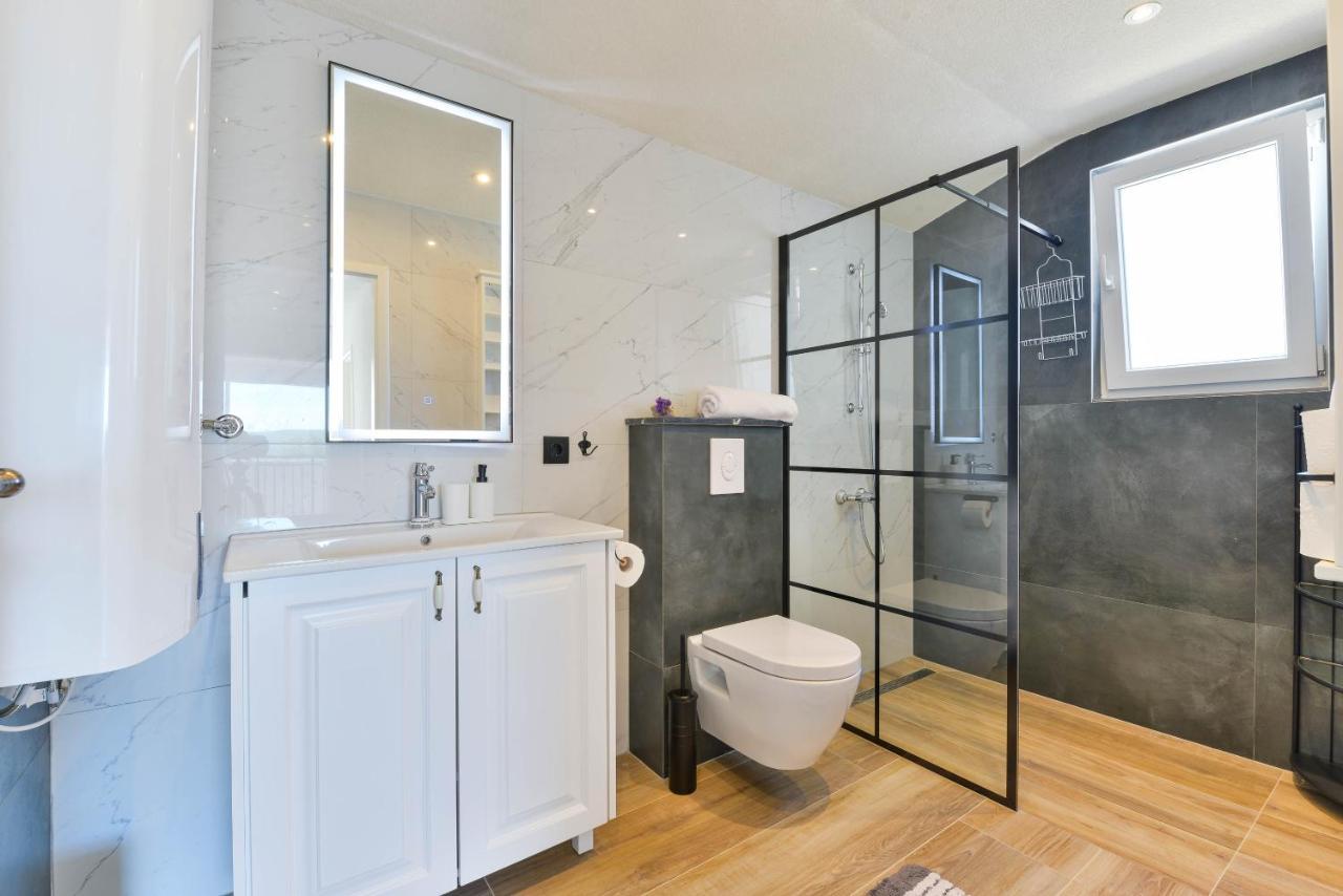 Modern Rustic Villa Kate Benkovac Eksteriør bilde