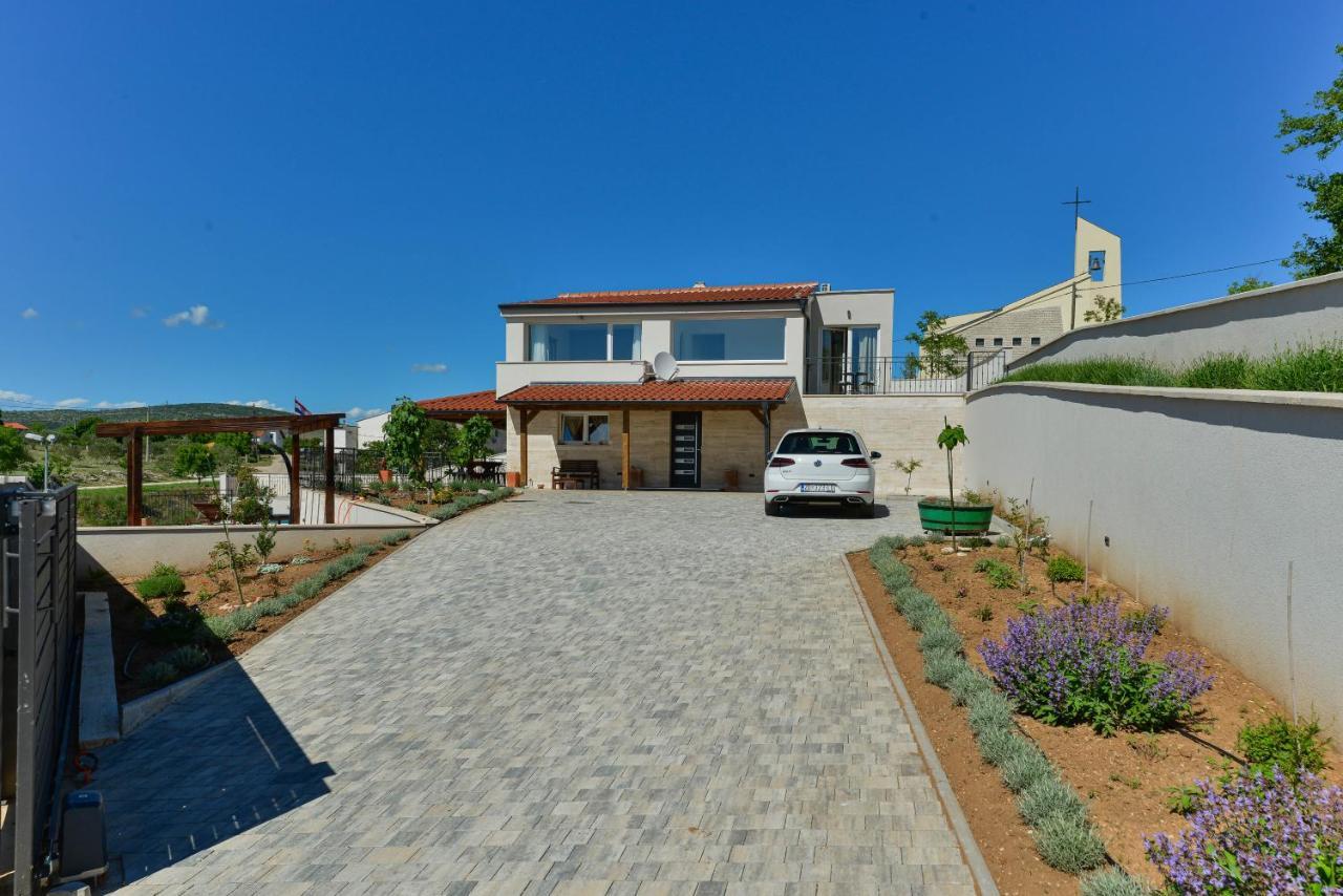 Modern Rustic Villa Kate Benkovac Eksteriør bilde