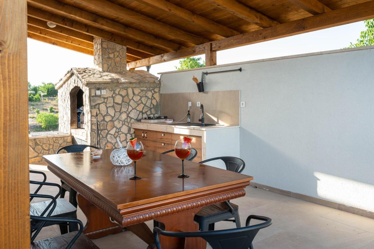 Modern Rustic Villa Kate Benkovac Eksteriør bilde