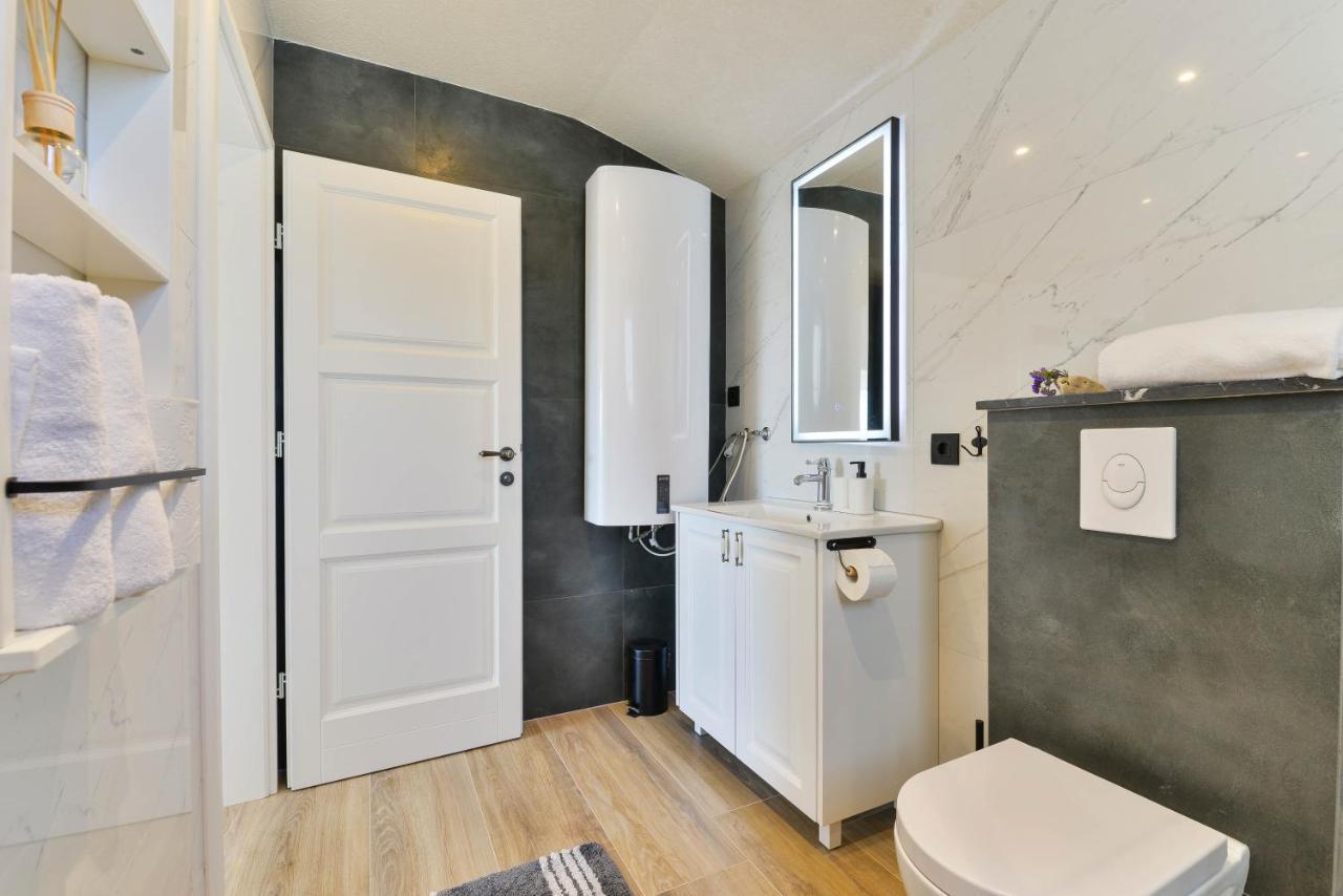 Modern Rustic Villa Kate Benkovac Eksteriør bilde