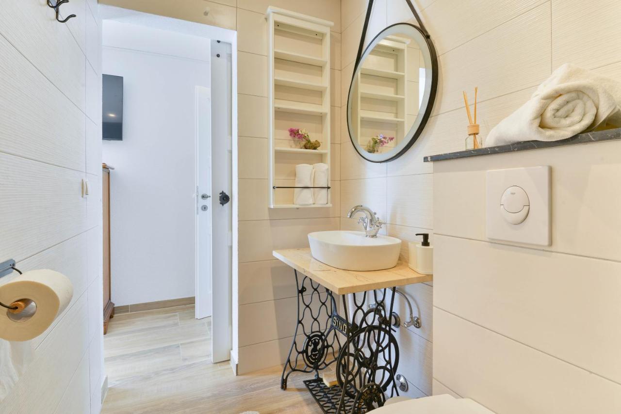 Modern Rustic Villa Kate Benkovac Eksteriør bilde